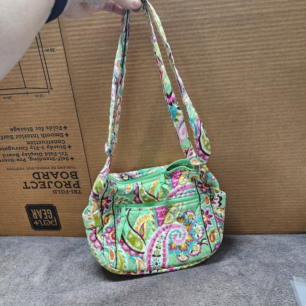 Vera Bradley purse crossbody green paisley  p1